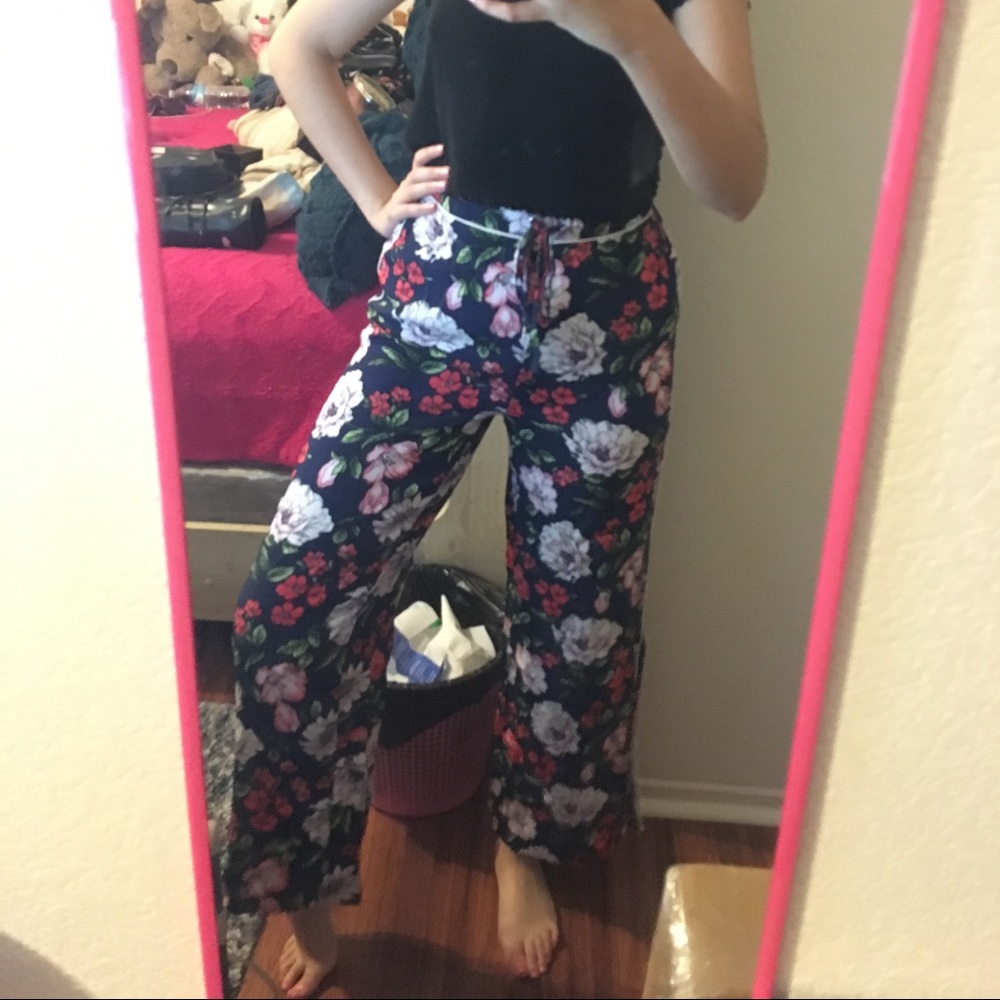 Forever 21 Floral Palazzo Pants